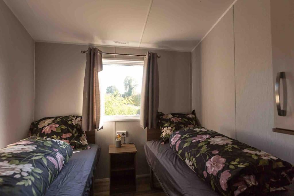 6-Persoons Chalet In Voorthuizen Op De Veluweヴィラ エクステリア 写真