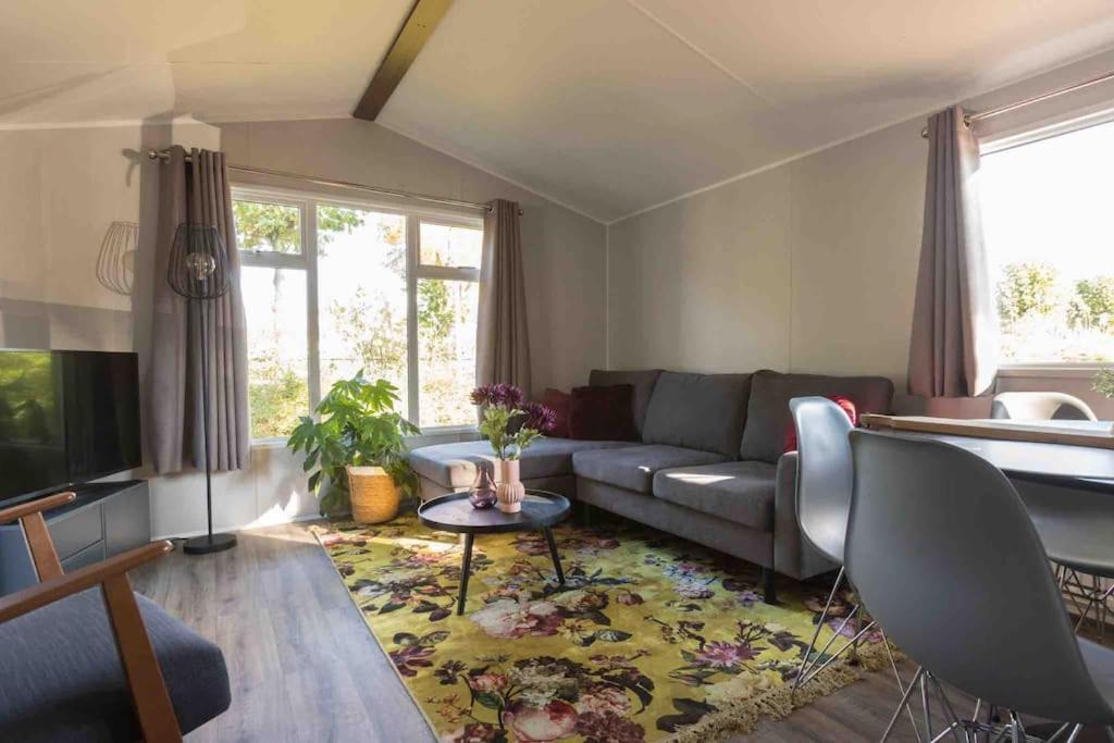 6-Persoons Chalet In Voorthuizen Op De Veluweヴィラ エクステリア 写真