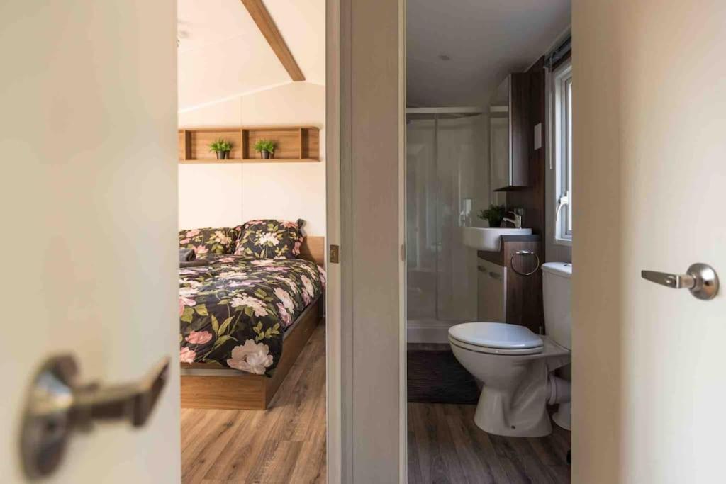 6-Persoons Chalet In Voorthuizen Op De Veluweヴィラ エクステリア 写真